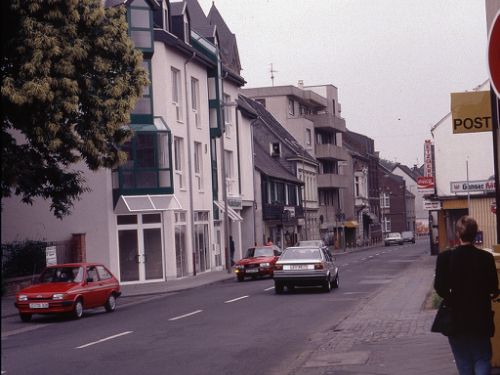 Bergische Landstraße